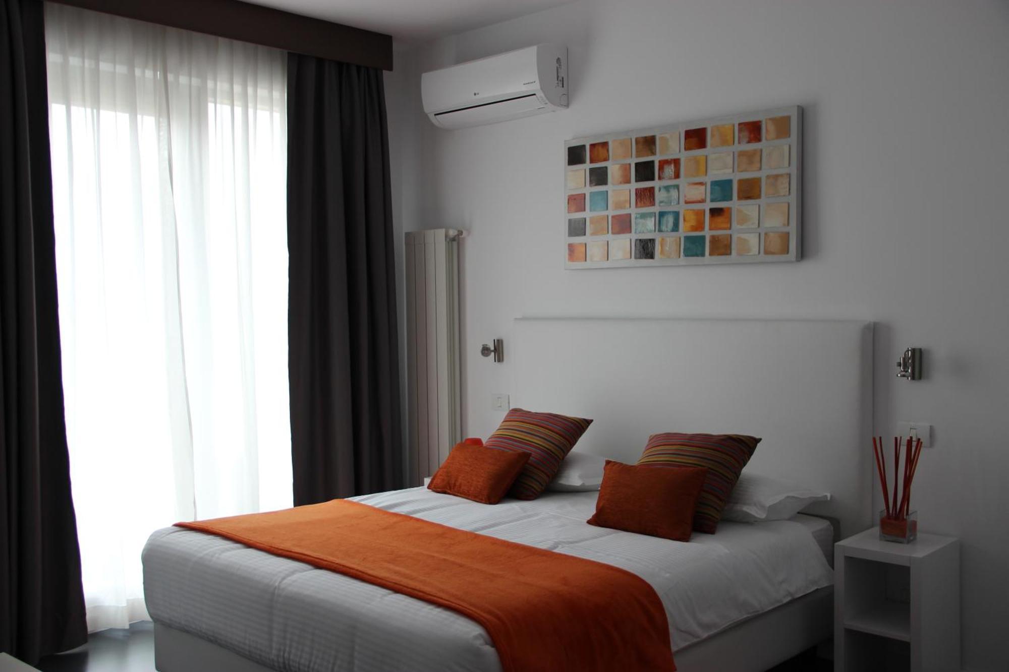 בוקרשט Living Aparthotel חדר תמונה