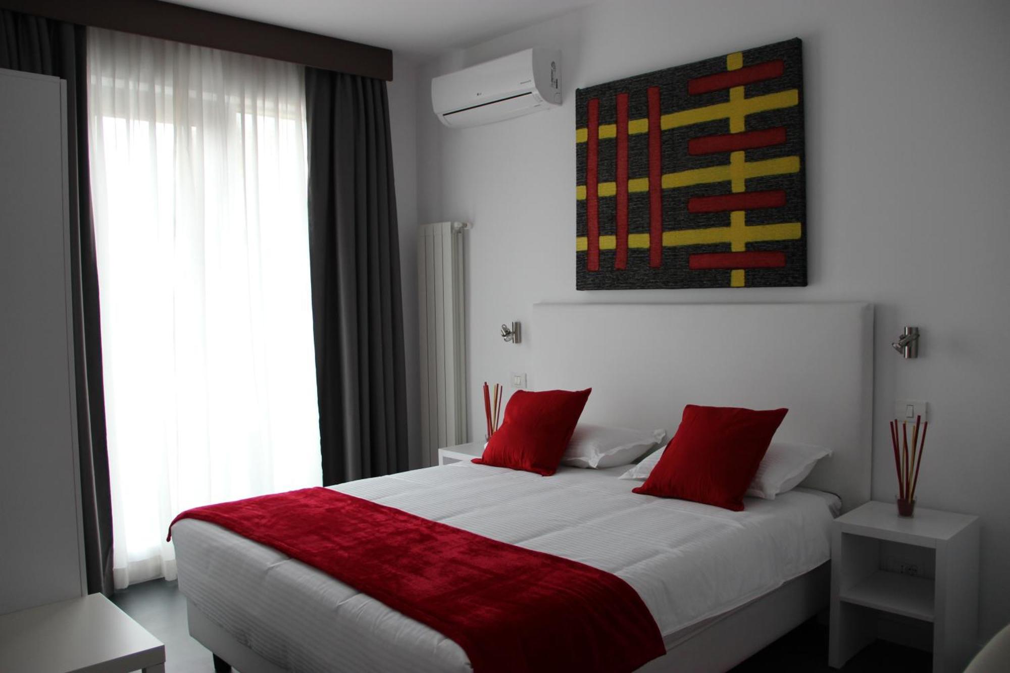 בוקרשט Living Aparthotel חדר תמונה