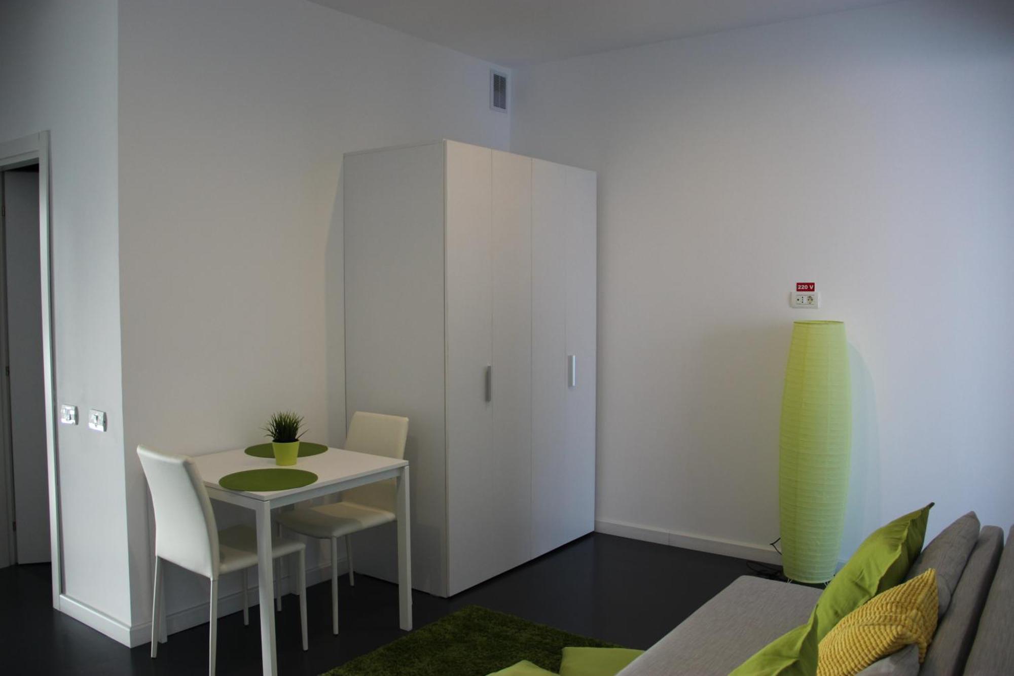 בוקרשט Living Aparthotel חדר תמונה