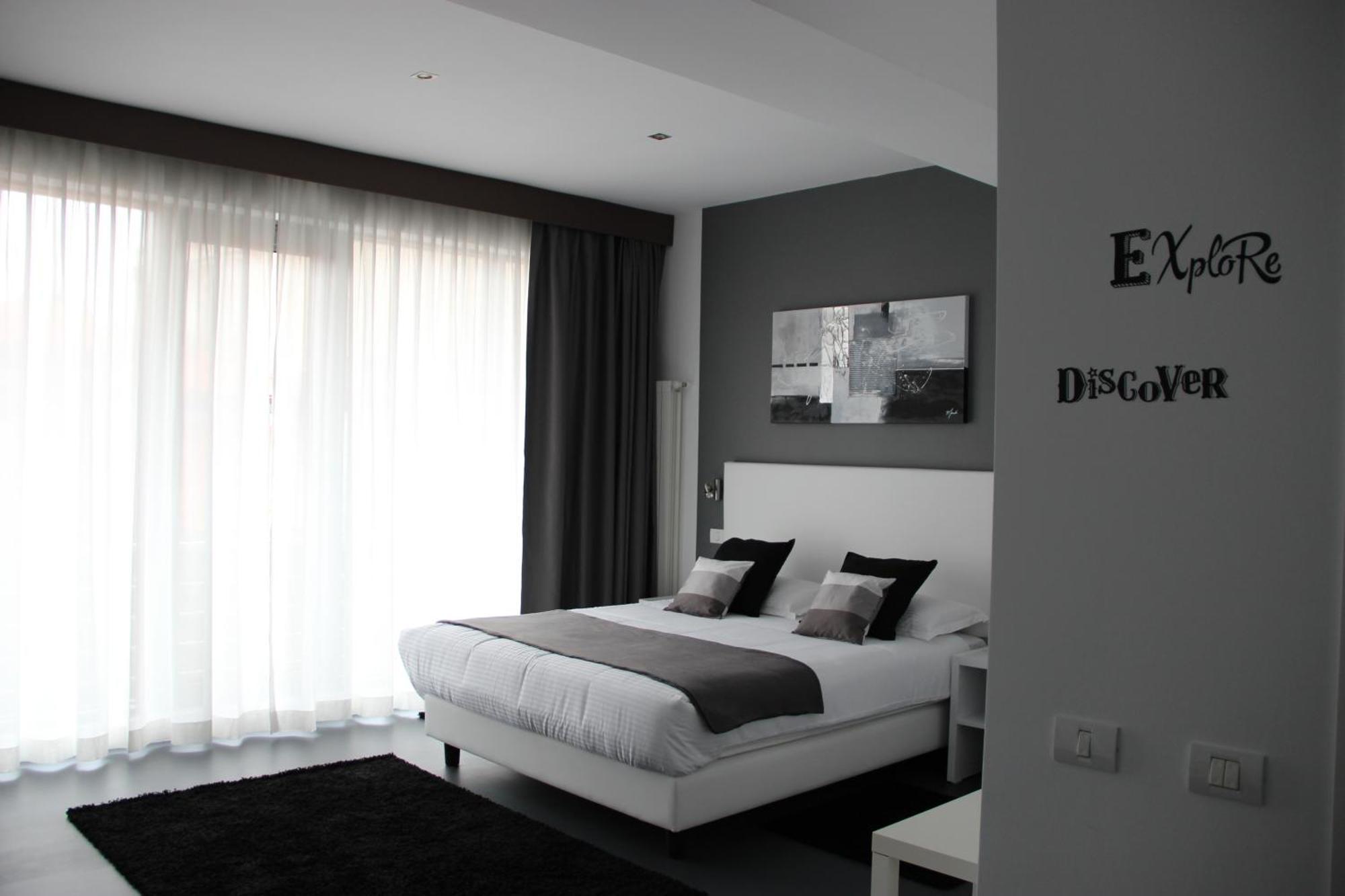 בוקרשט Living Aparthotel חדר תמונה
