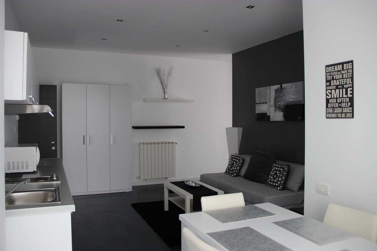 בוקרשט Living Aparthotel מראה חיצוני תמונה