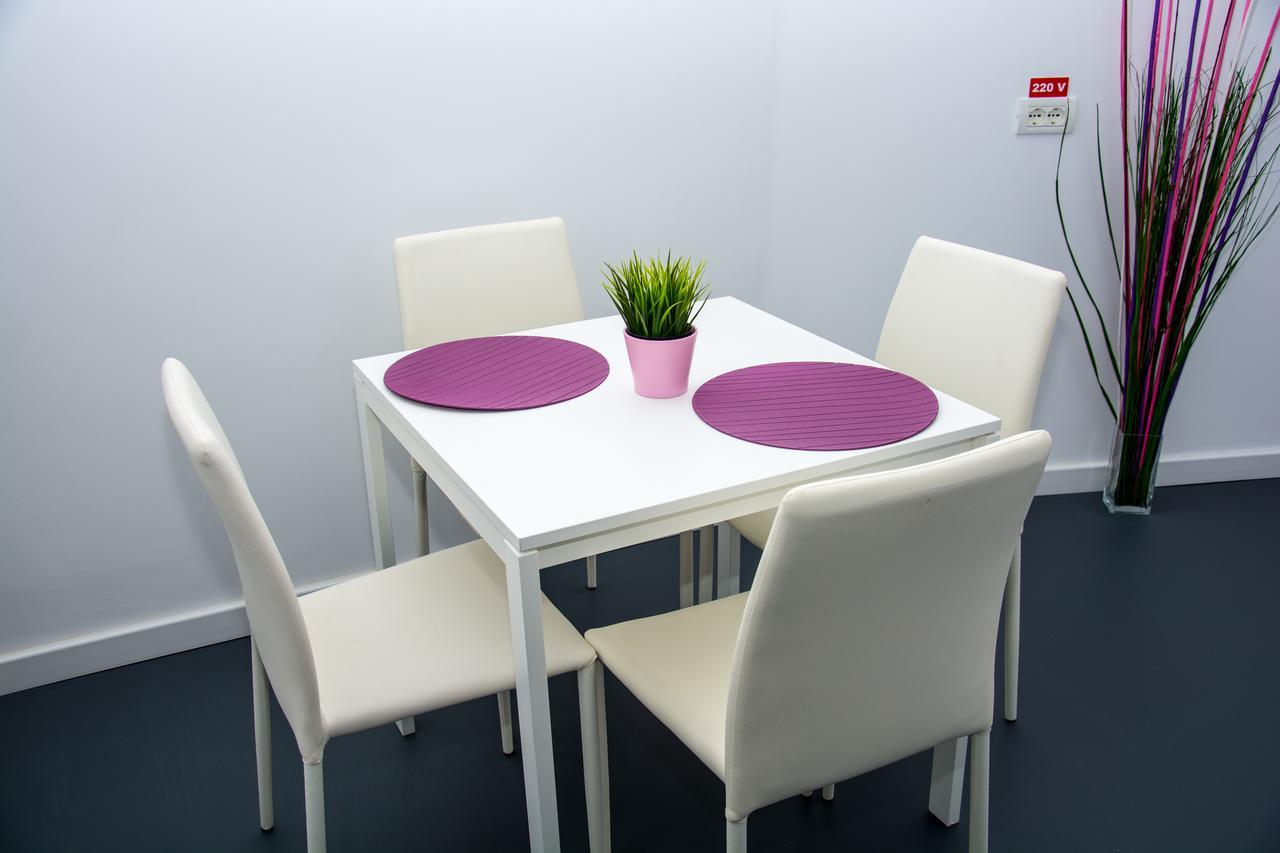 בוקרשט Living Aparthotel מראה חיצוני תמונה