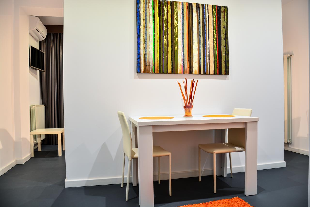 בוקרשט Living Aparthotel מראה חיצוני תמונה