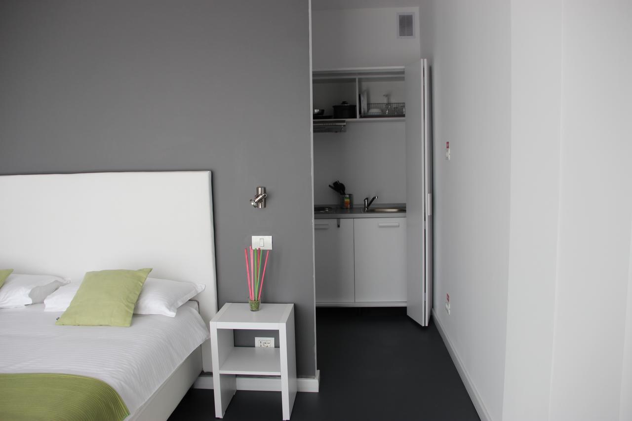 בוקרשט Living Aparthotel מראה חיצוני תמונה