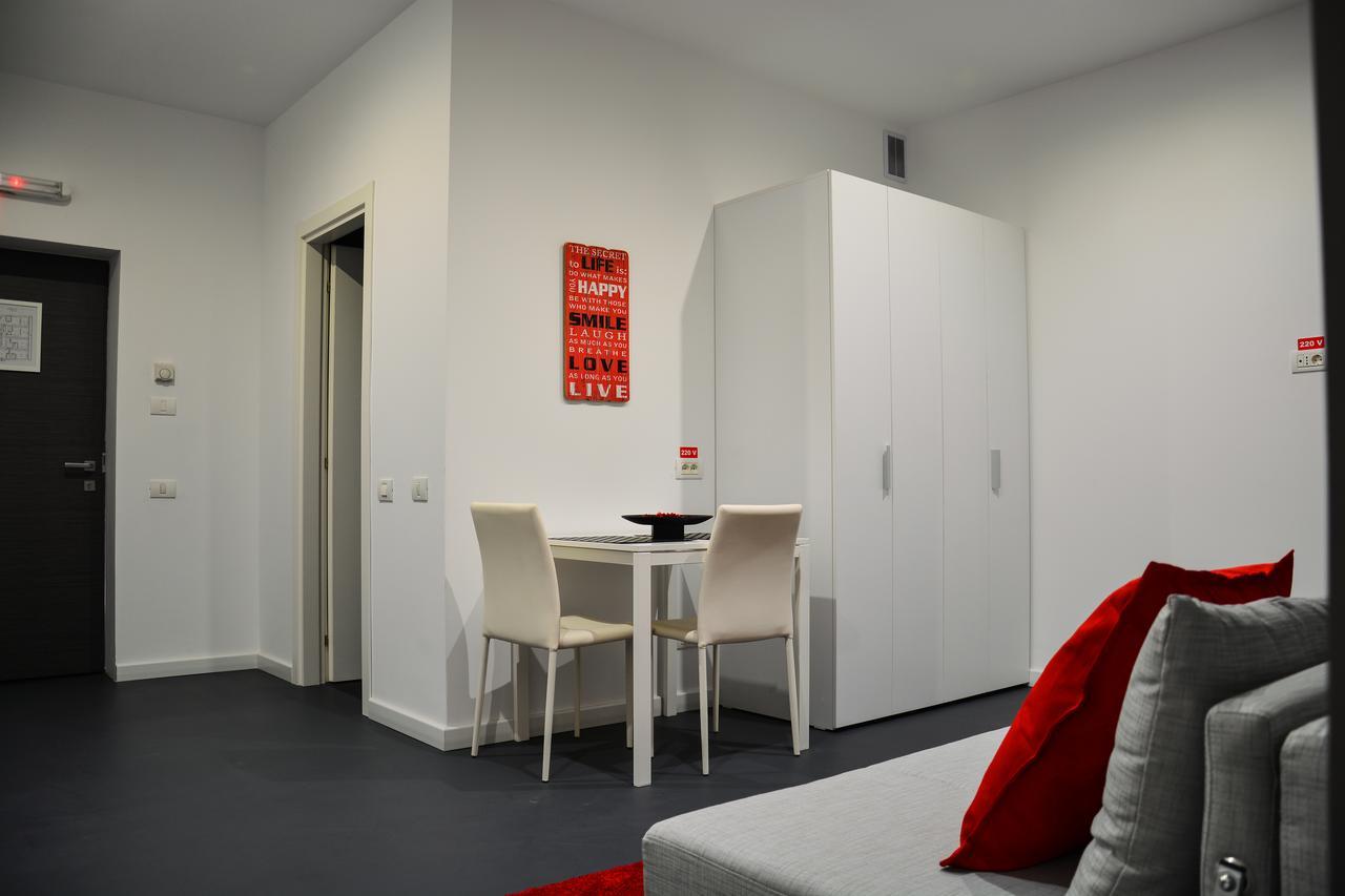 בוקרשט Living Aparthotel מראה חיצוני תמונה